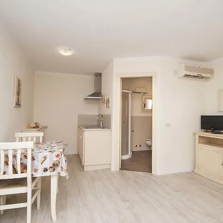 Apartahotel Residential Villaggio Innamorata 3*