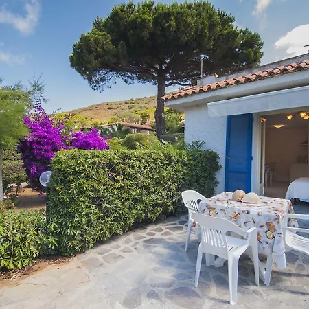 Residential Villaggio Innamorata كابوليفيري