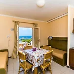 Aparthotel Residential Villaggio Innamorata 3*
