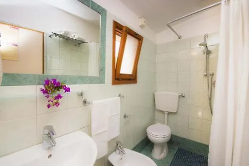 Residential Villaggio Innamorata קאפוליברי