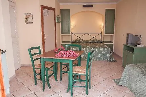 Residential Villaggio Innamorata 3* קאפוליברי