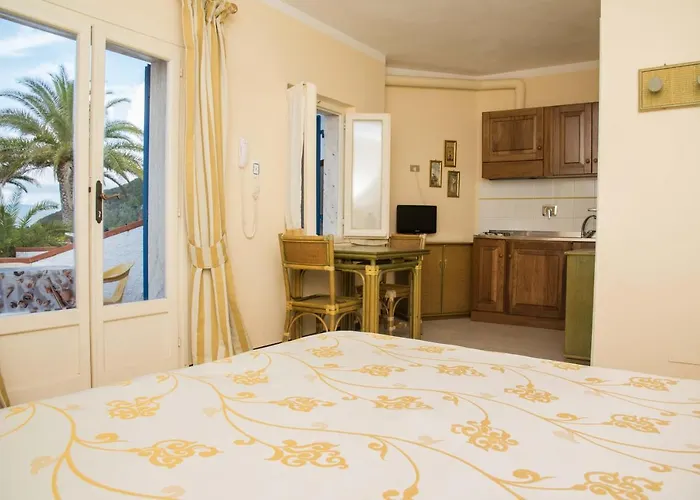 מלון דירות Residential Villaggio Innamorata קאפוליברי